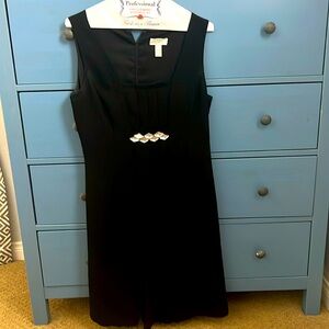 Anne Taylor loft size 8 cute black dress